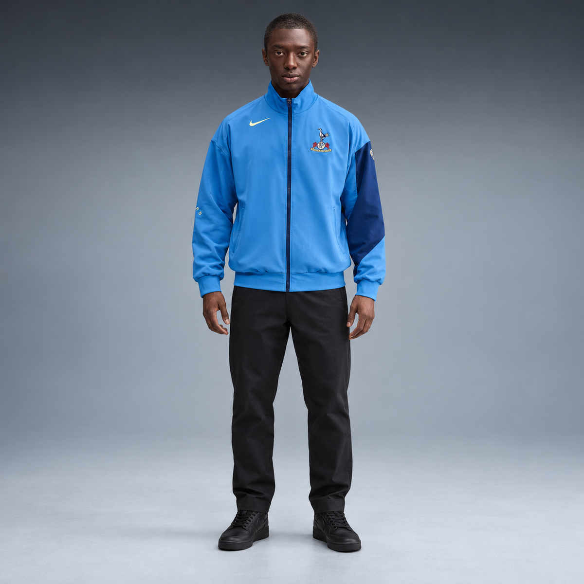 fd-gen jacket-tottenham-2025-26-strike frente