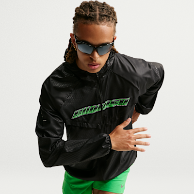 Nike Stride  Men's Dri-FIT Running Jacket