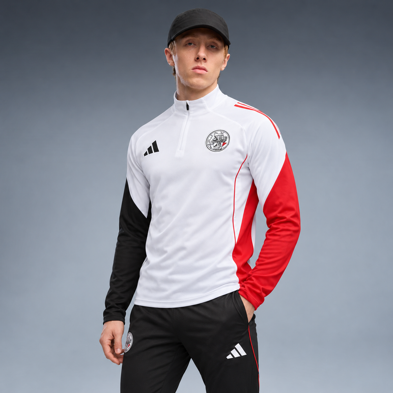 fd-gen training-suit-ajax-25-26-white-winter tres-quartos