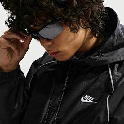 Nike Windrunner Men's Loose Storm-FIT Jacket