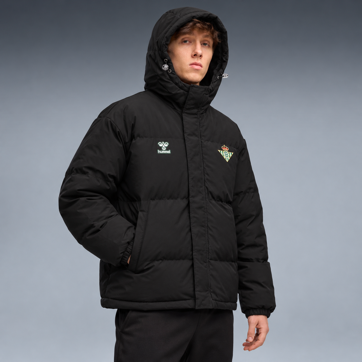 fd-gen yp-hummel-real-betis-hooded-puffer-jacket-black-97198 tres-quartos