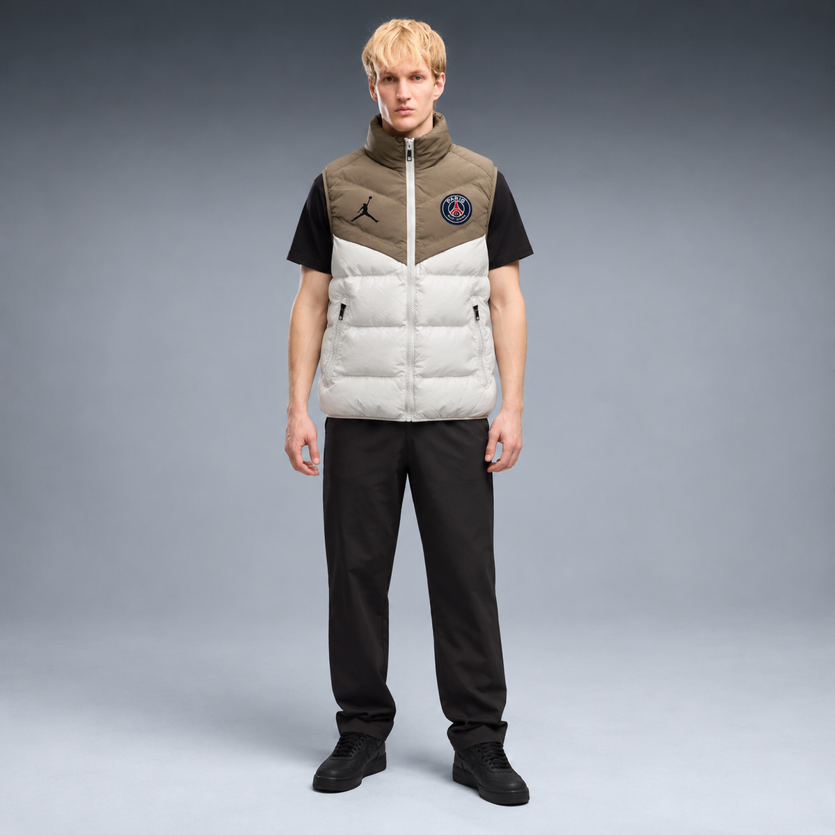fd-gen yp-jordan-paris-saint-germain-puffer-vest-36696--khaki-off-white frente
