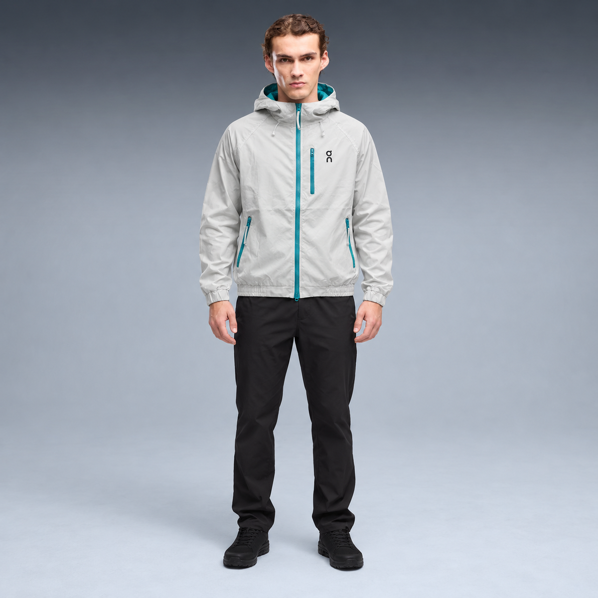 fd-gen yp-on-hooded-windbreaker-03286--light-grey frente