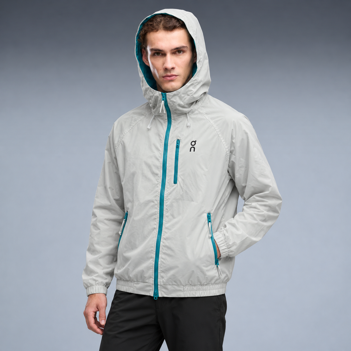 fd-gen yp-on-hooded-windbreaker-03286--light-grey tres-quartos