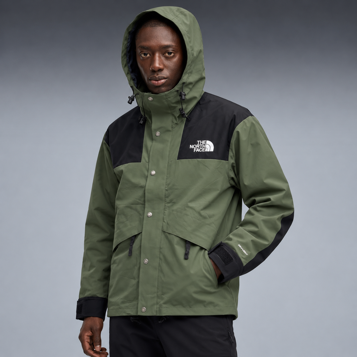 fd-gen yp-the-north-face-hooded-windbreaker-16246--olive-green-black tres-quartos